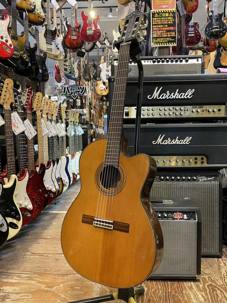 ☆楽器買取させて頂きました✨🎸Martin 【D-28 1999年製】／Squier by