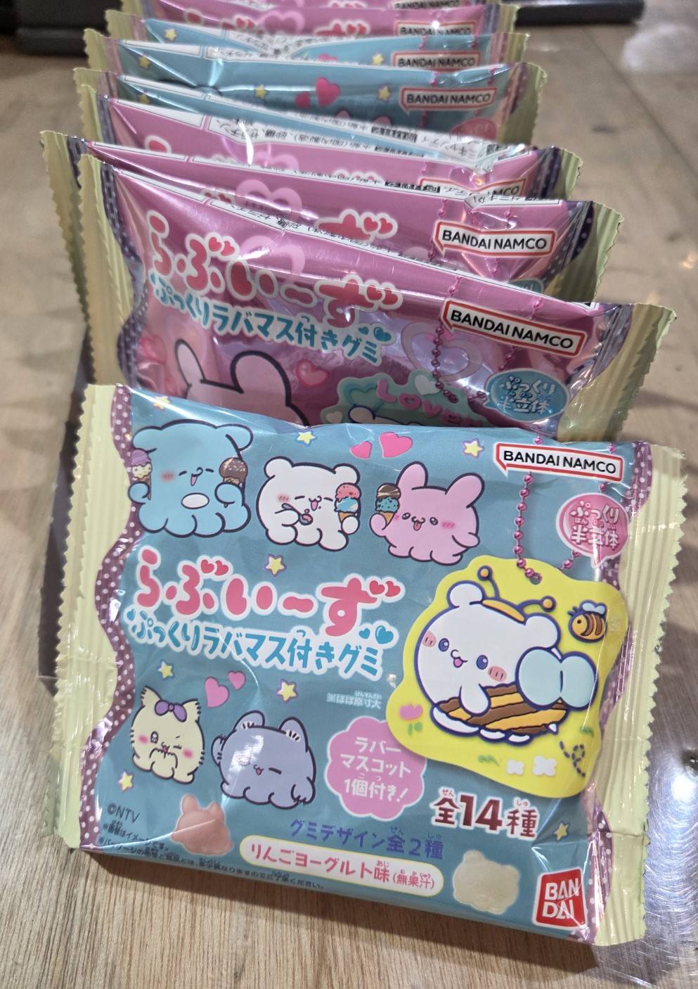 ☆駄菓子 入荷✨🍬【らぶぃ～ず ぷっくりラバマス付グミ♥】#お宝発見